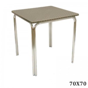 MESA CUADRADA 70X70 MN 05