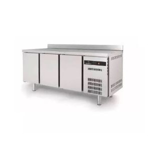 BAJO MOSTRADOR DE REFRIGERACION TRS-200
